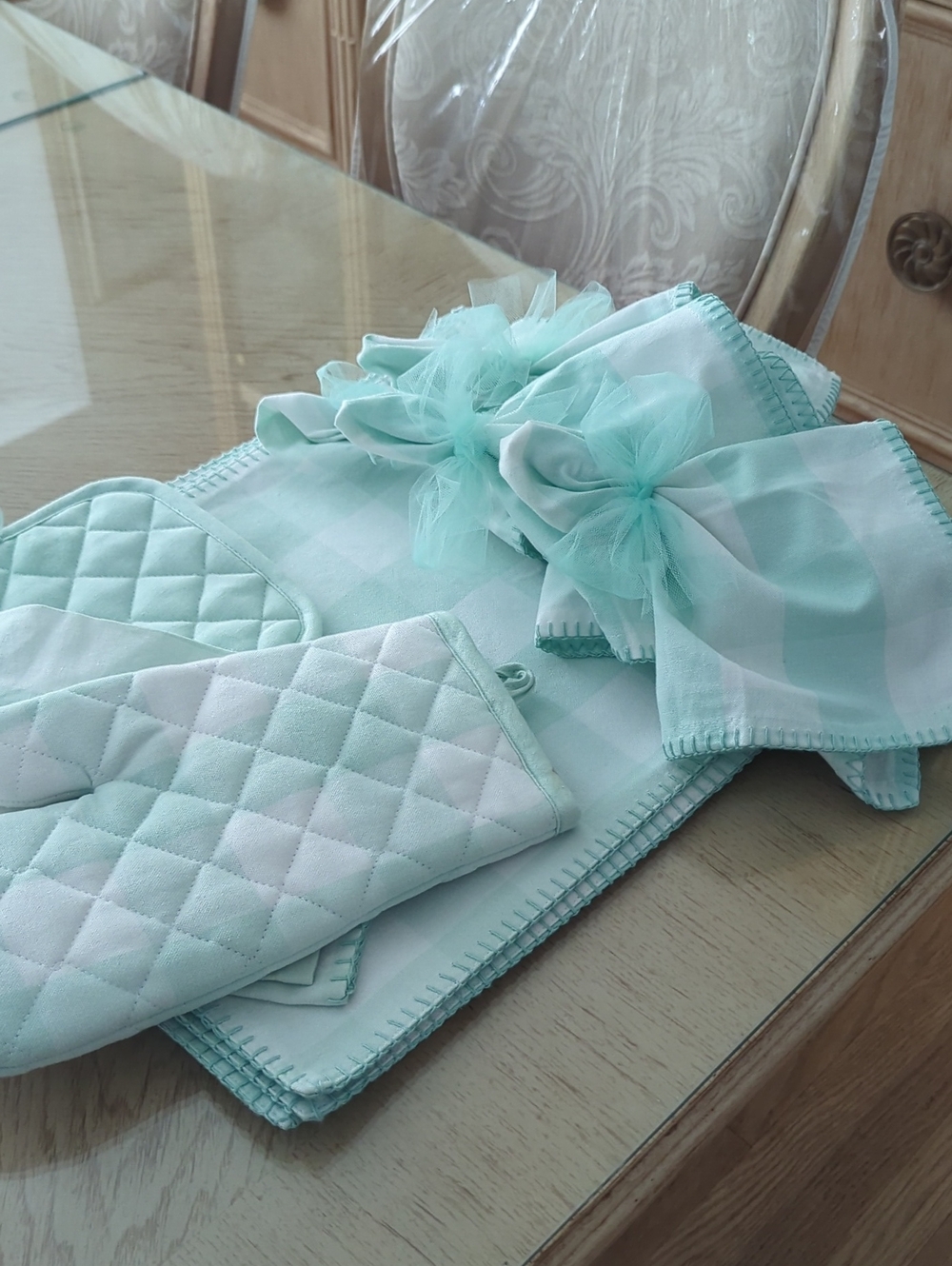 Placemats, Napkins & More